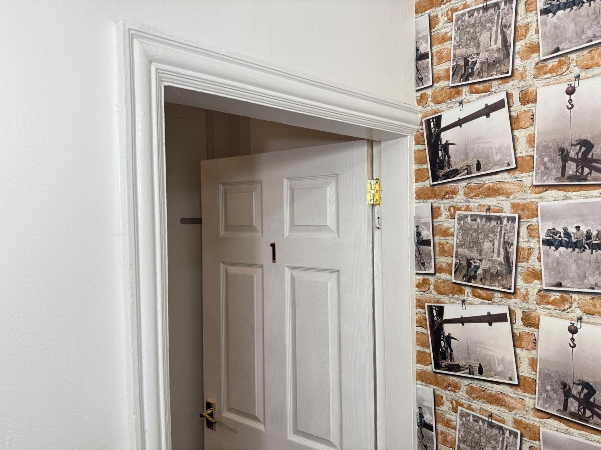 - House - Sleeps 5 - Parking - Garden Sheffield